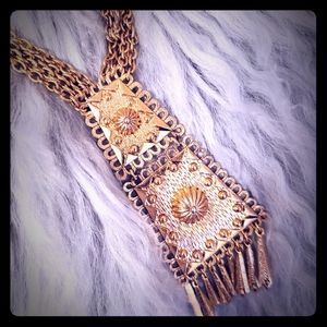 Gorgeous Vintage Necklace.
